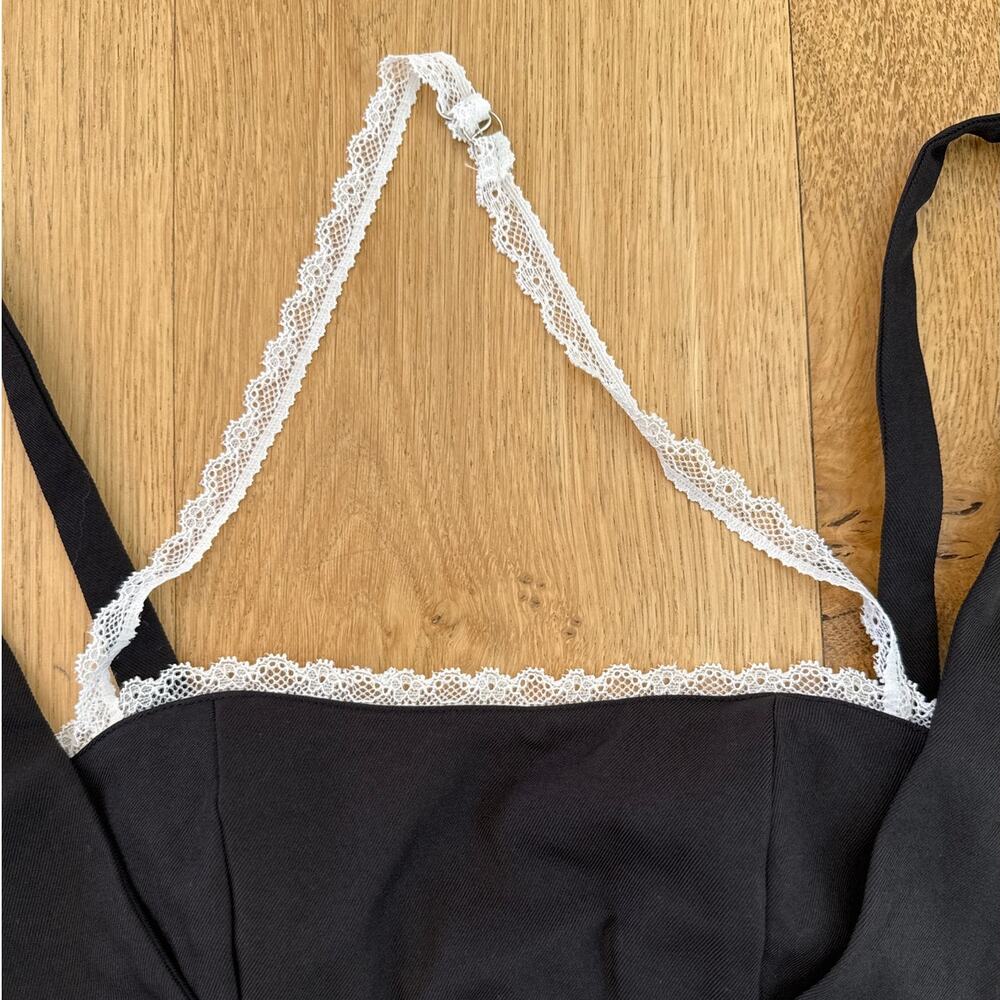 Edikted Corset Top Lace Halter Lesly Size XS Black White - Picture 2 of 5